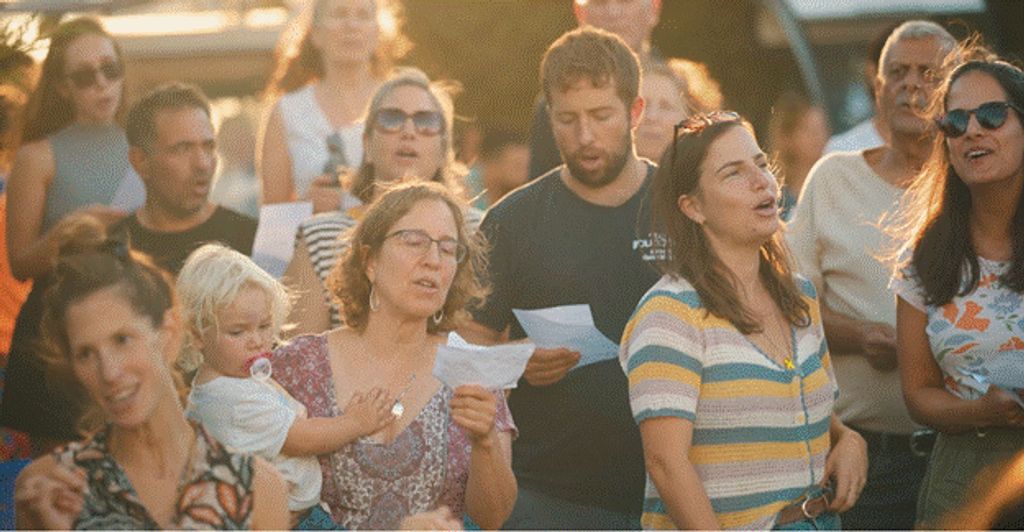 חוויה משותפת לא “גדולה מדי” ולא “קטנה מדי” יכולה להיות דבר מדויק